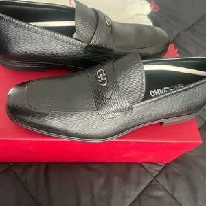 Brand new never worn Salvatore Ferragamo loafers Salvatore Ferragamo | Shoes | Brand New Never Worn Salvatore  main image 4